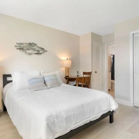 Unit 2 Perfect Studio In The Heart Of Fort Lauderdale